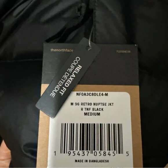 THE NORTH FACE Women’s 1996 Retro Nuptse Jacket - Picture 7 of 10